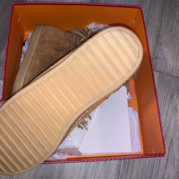 TORY BURCH BOOTS - Picture 2 of 3